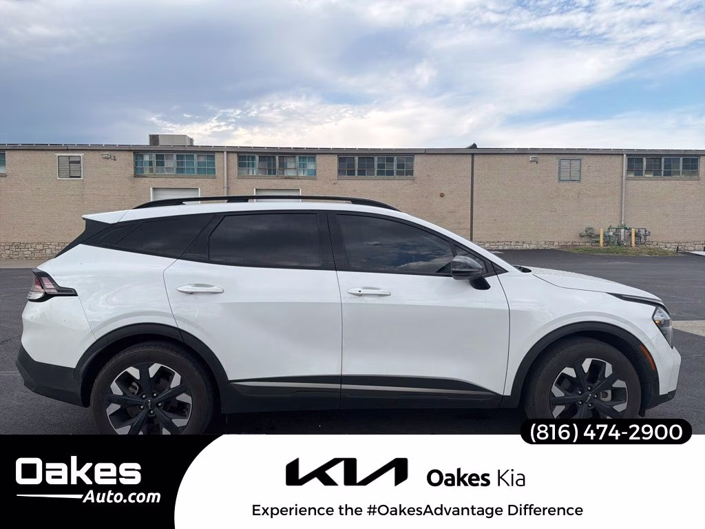 2023 Glacial White Pearl Kia Sportage X-Line AWD SUV
