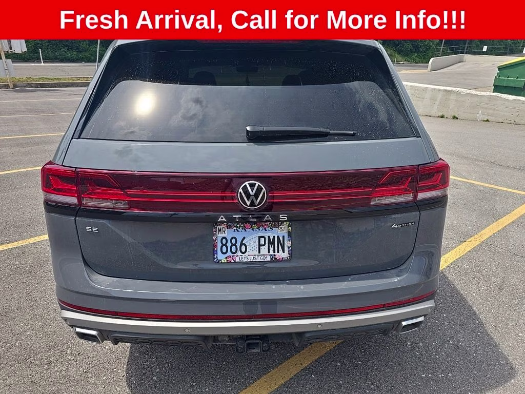 2025 Pure Gray Volkswagen Atlas 2.0T Peak Edition AWD SUV