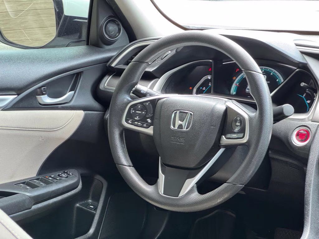 2018 White Honda Civic EX FWD Sedan