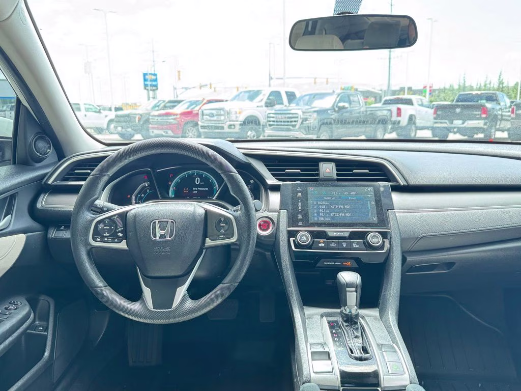 2018 White Honda Civic EX FWD Sedan