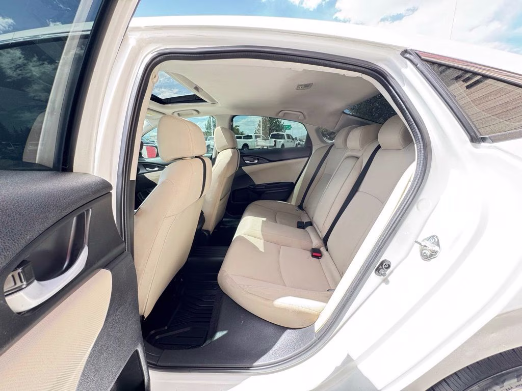 2018 White Honda Civic EX FWD Sedan