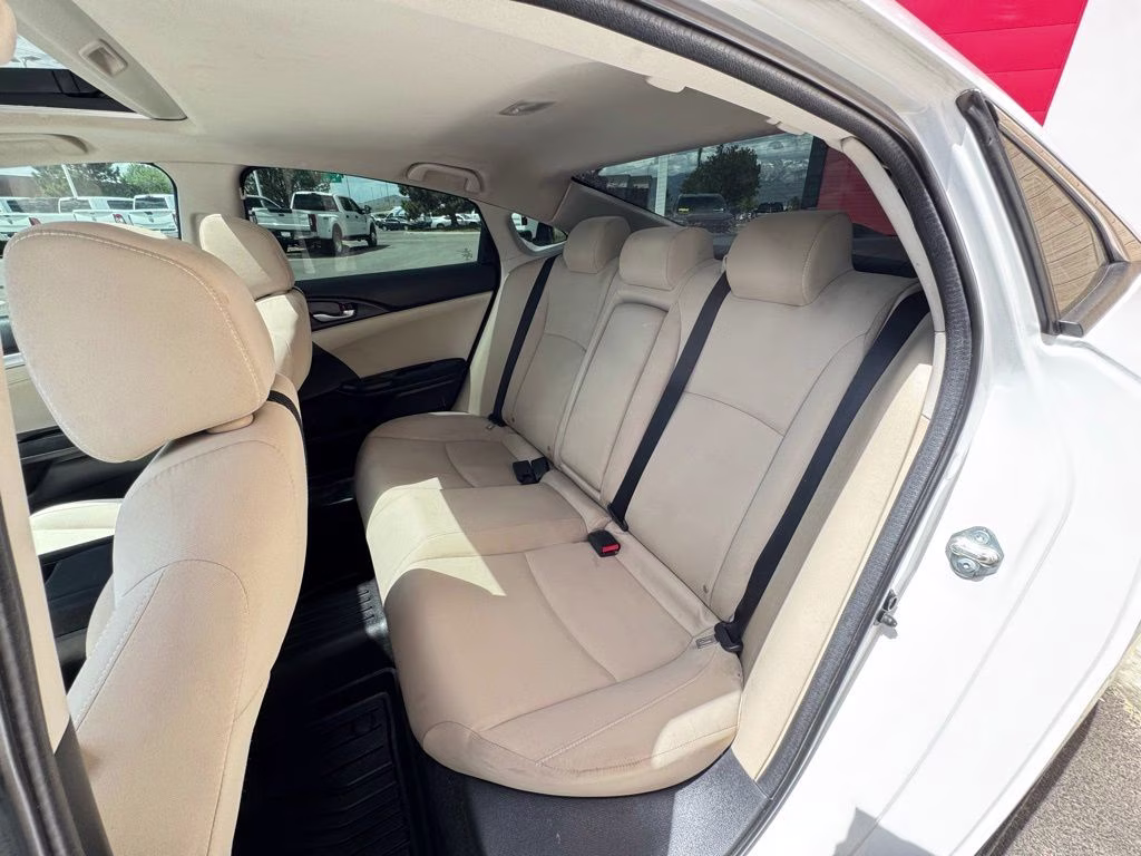 2018 White Honda Civic EX FWD Sedan