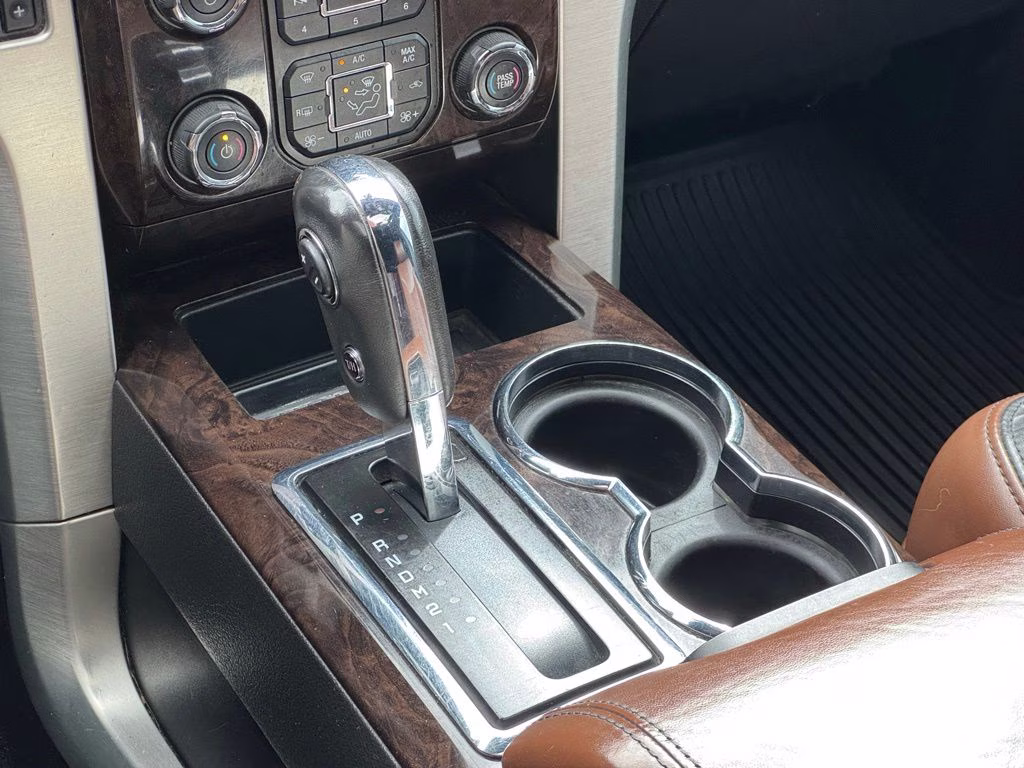 2013 Blue Ford F-150 Platinum 4X4 Truck