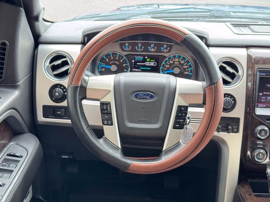 2013 Blue Ford F-150 Platinum 4X4 Truck