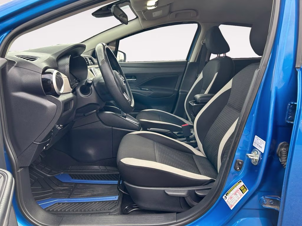 2021 Electric Blue Metallic Nissan Versa 1.6 SV FWD Sedan