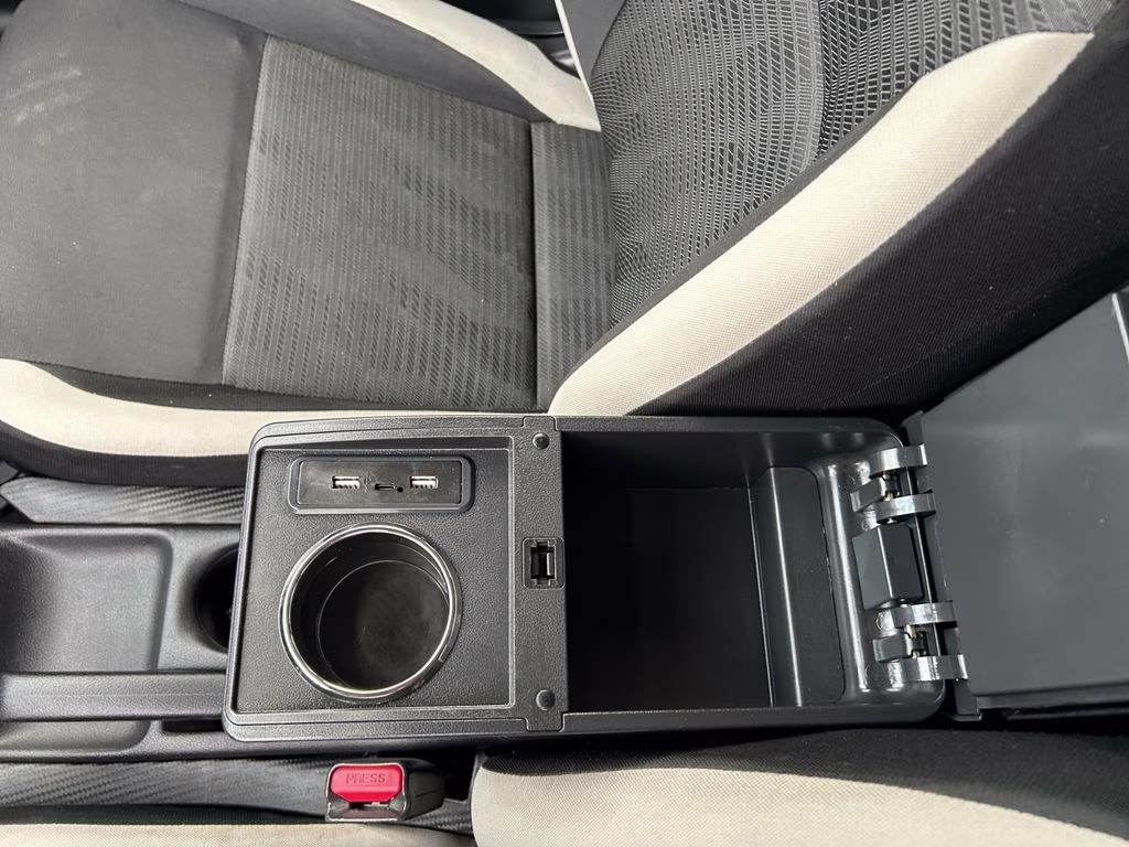 2021 Electric Blue Metallic Nissan Versa 1.6 SV FWD Sedan
