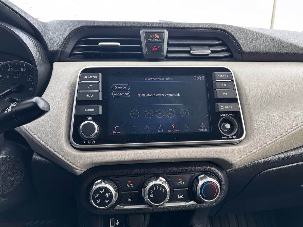 2021 Electric Blue Metallic Nissan Versa 1.6 SV FWD Sedan