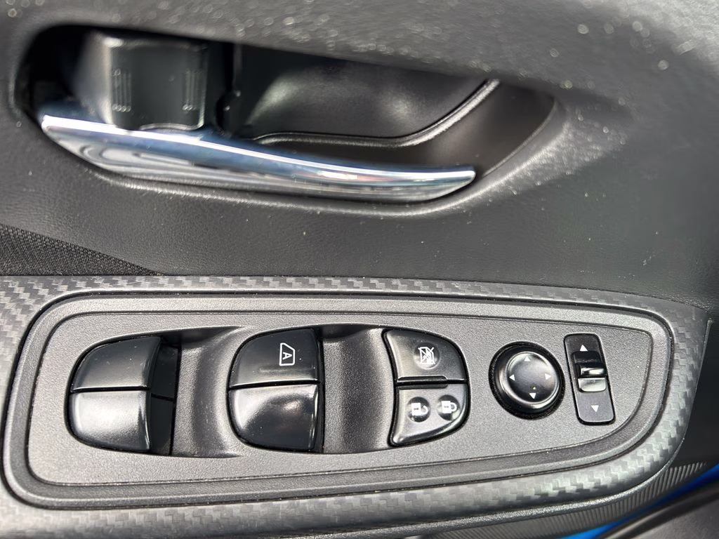 2021 Electric Blue Metallic Nissan Versa 1.6 SV FWD Sedan