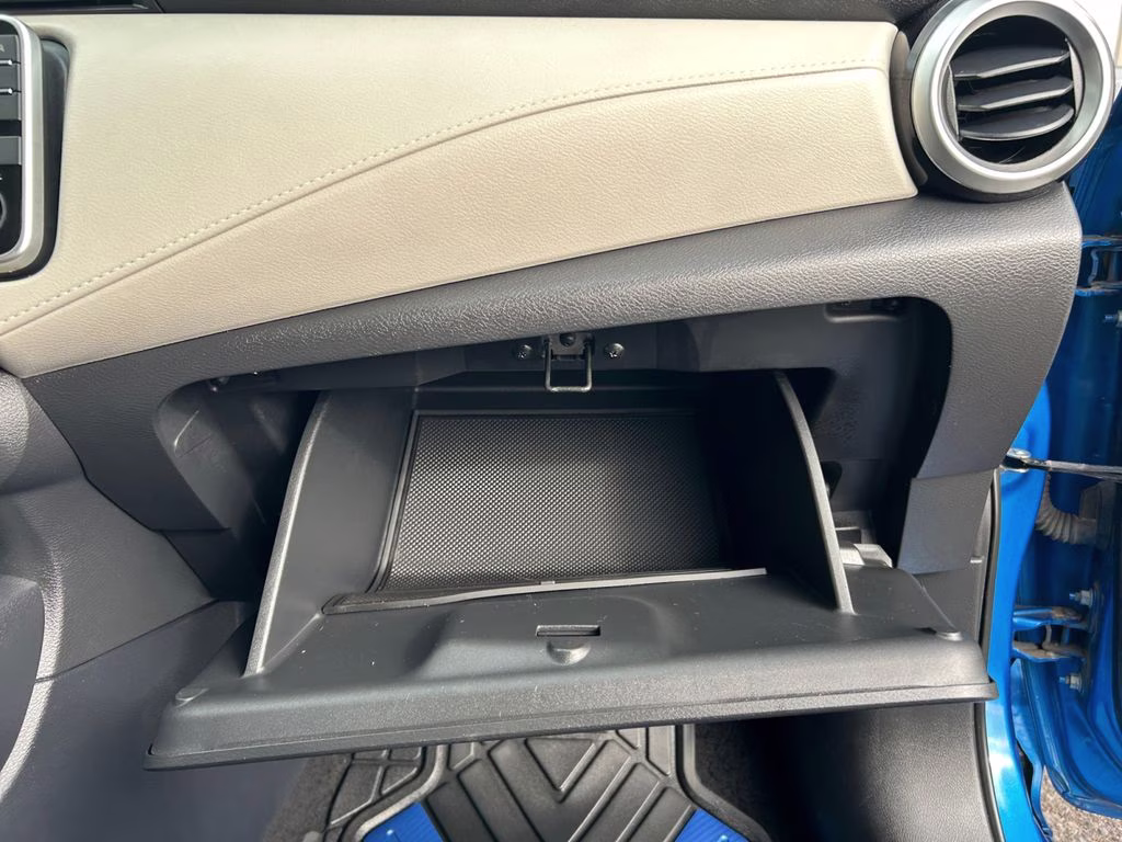 2021 Electric Blue Metallic Nissan Versa 1.6 SV FWD Sedan