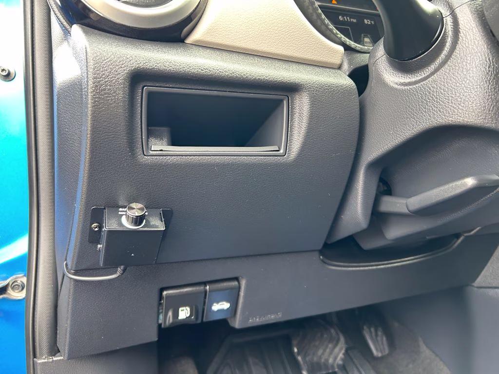 2021 Electric Blue Metallic Nissan Versa 1.6 SV FWD Sedan