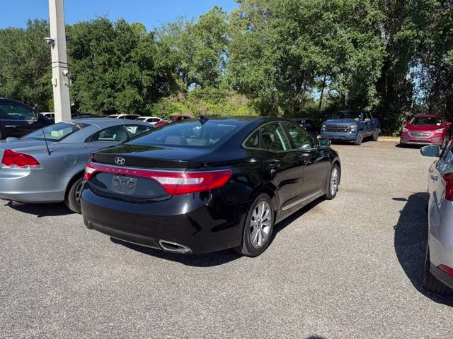2013 Black Onyx Pearl Hyundai Azera Base FWD Sedan