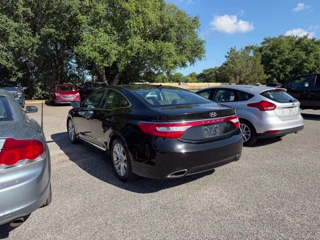 2013 Black Onyx Pearl Hyundai Azera Base FWD Sedan