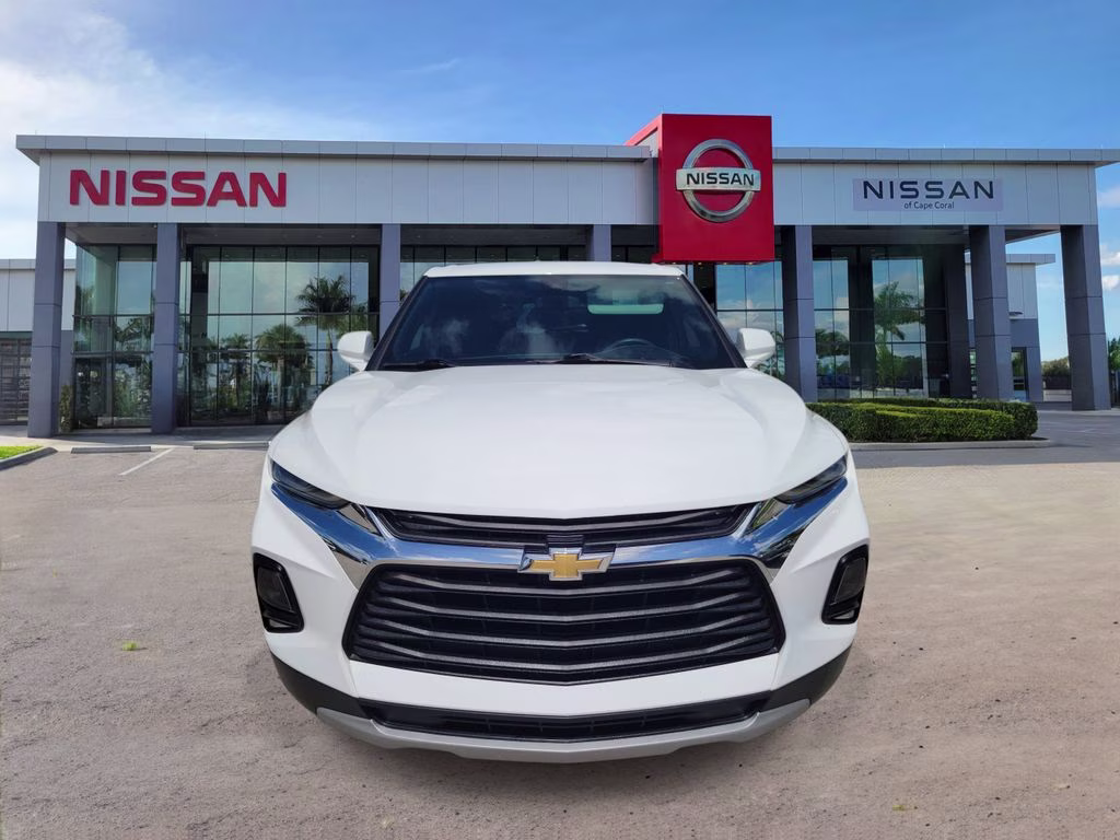 2021 Summit White Chevrolet Blazer LT FWD SUV