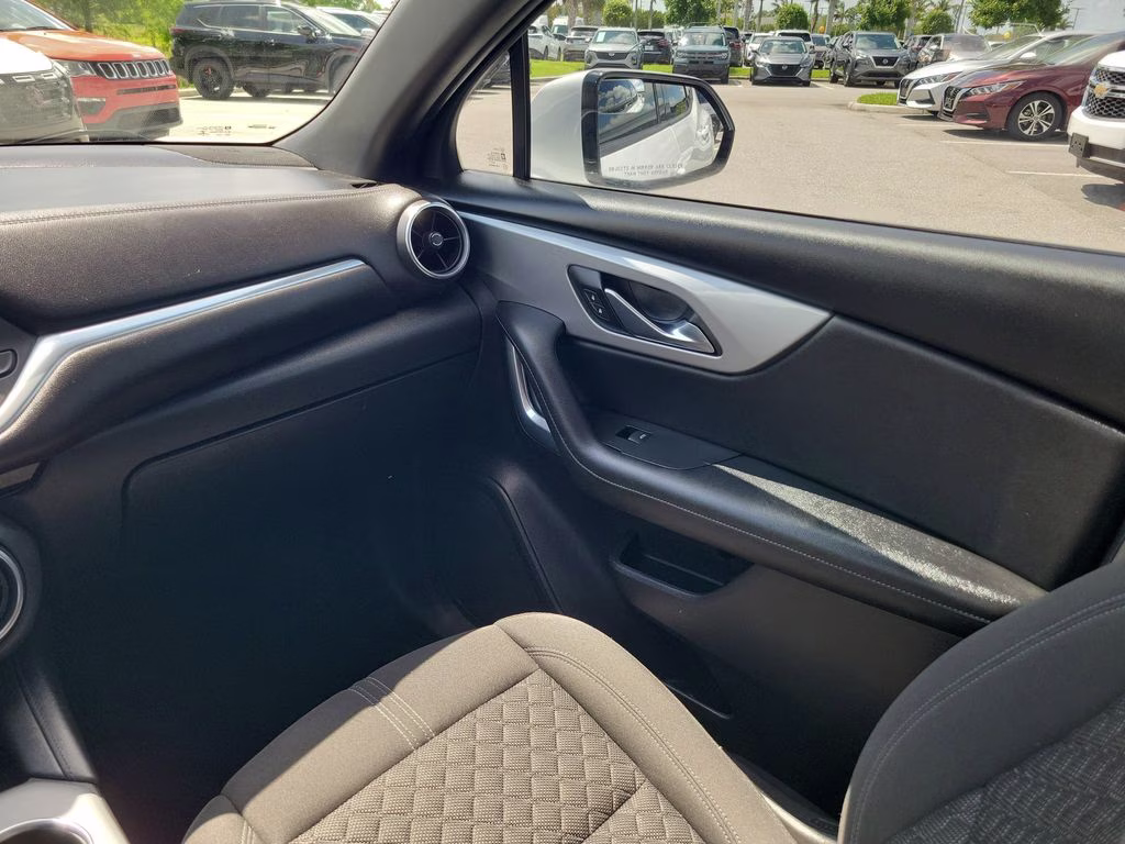 2021 Summit White Chevrolet Blazer LT FWD SUV