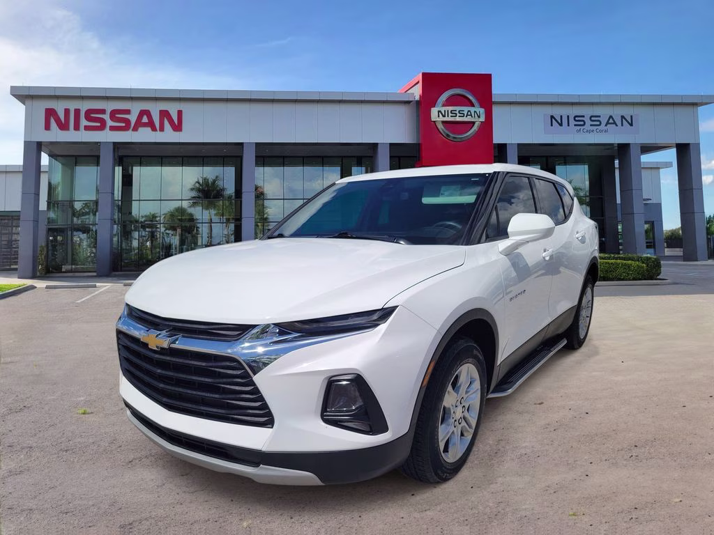 2021 Summit White Chevrolet Blazer LT FWD SUV
