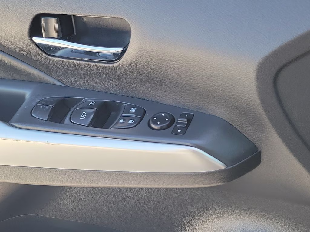 2019 Gun Metallic/Monarch Orange Nissan Kicks SR FWD SUV