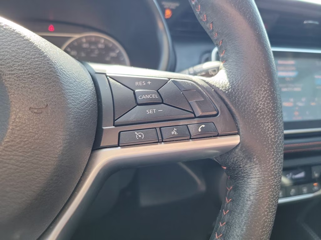 2019 Gun Metallic/Monarch Orange Nissan Kicks SR FWD SUV