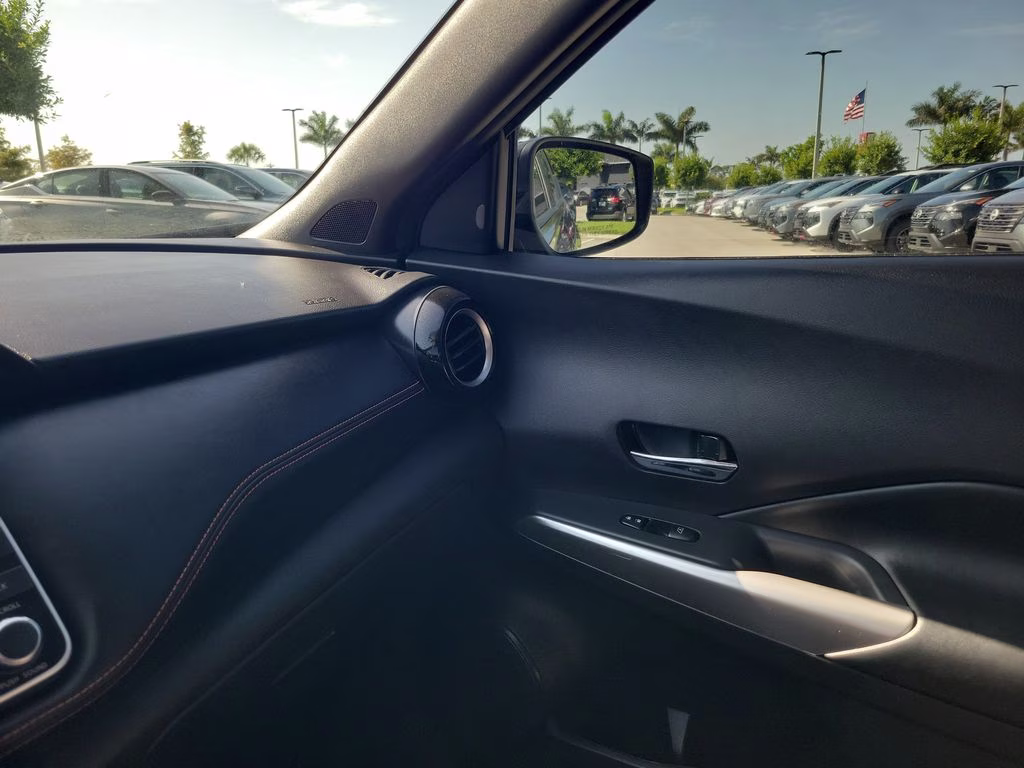 2019 Gun Metallic/Monarch Orange Nissan Kicks SR FWD SUV