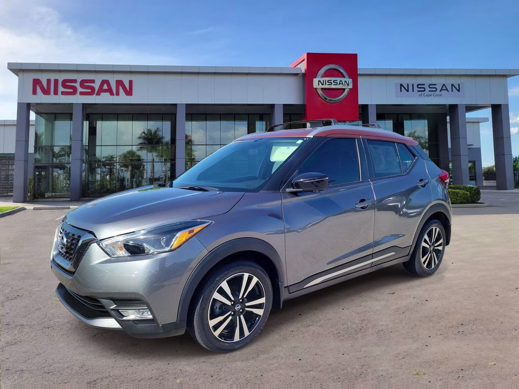 2019 Gun Metallic/Monarch Orange Nissan Kicks SR FWD SUV