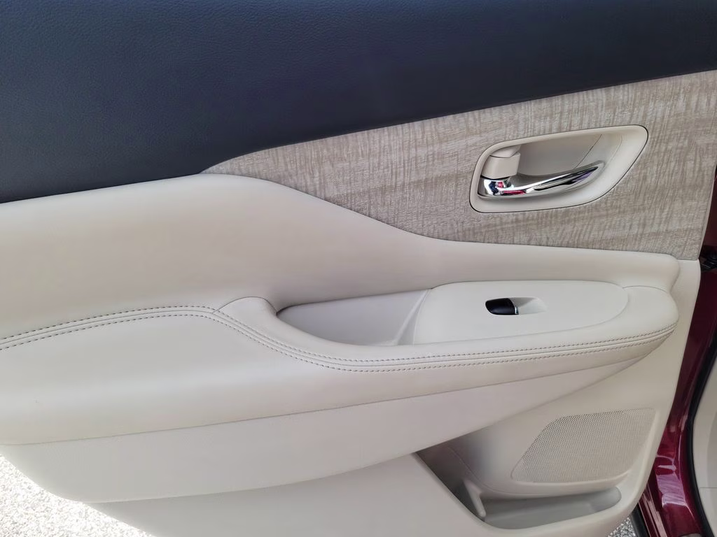 2019 Cayenne Red Pearl Metallic Nissan Murano SL FWD SUV