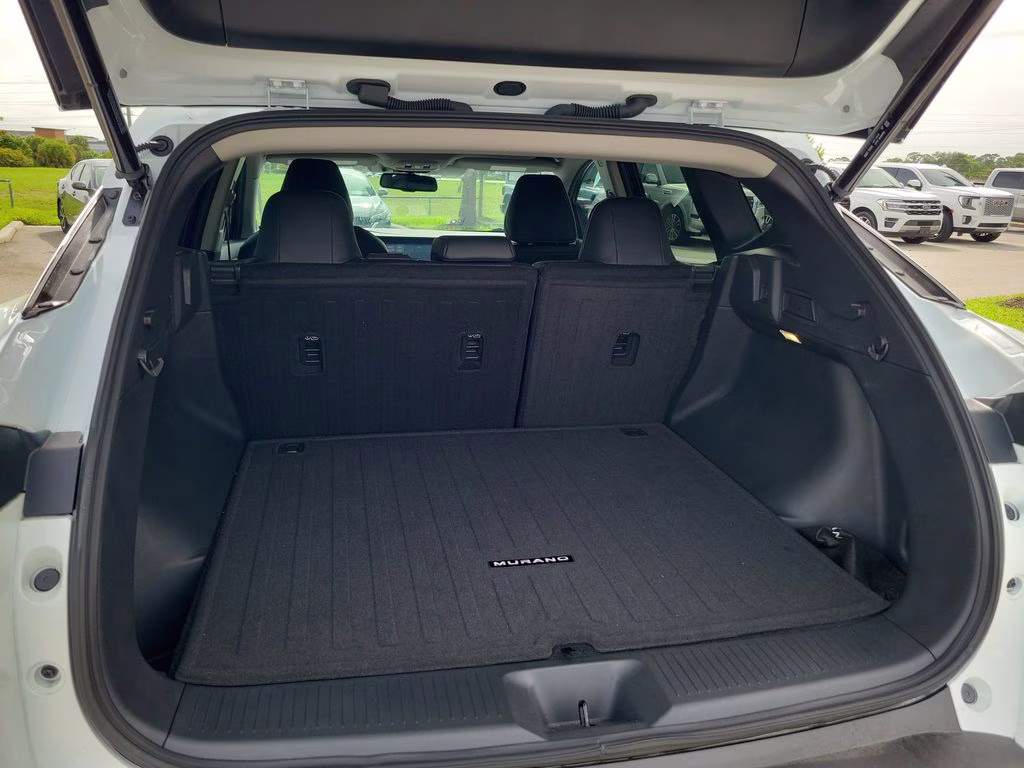 2025 Everest White Pearl Tricoat Nissan Murano SL AWD SUV
