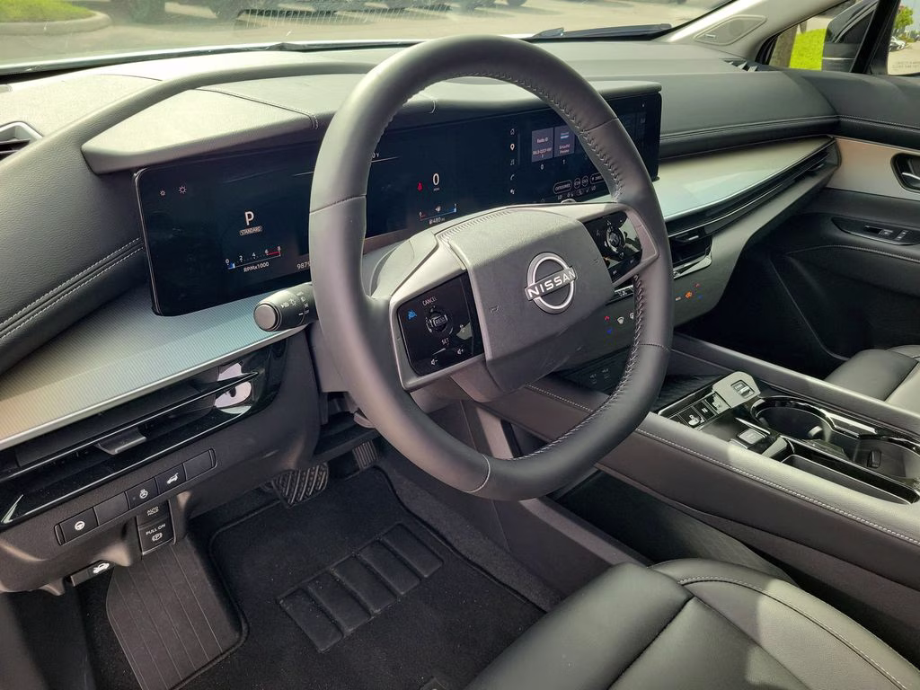 2025 Everest White Pearl Tricoat Nissan Murano SL AWD SUV