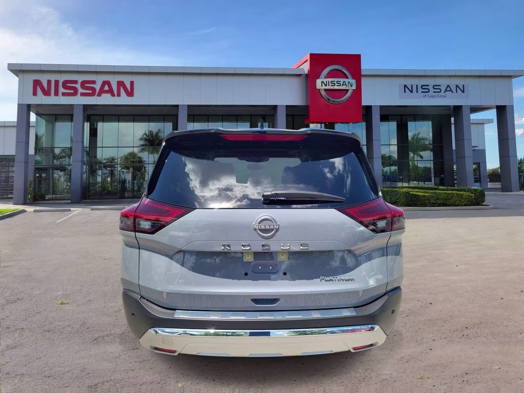 2023 Boulder Gray Pearl/Super Black Nissan Rogue Platinum FWD SUV