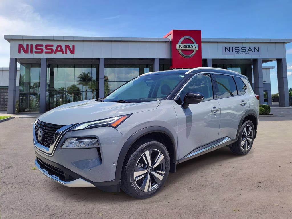 2023 Boulder Gray Pearl/Super Black Nissan Rogue Platinum FWD SUV