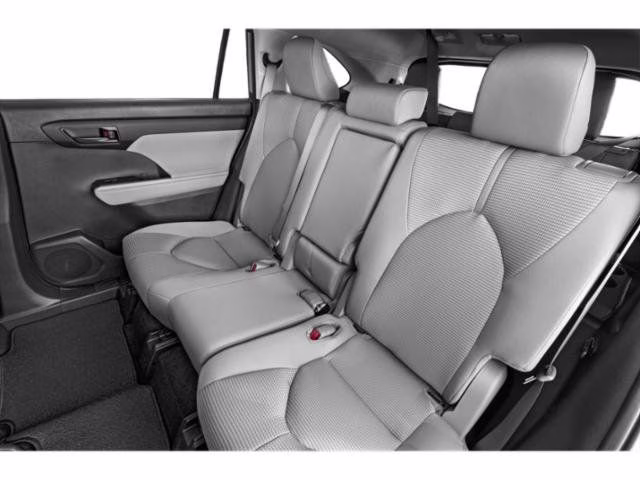 2023 Midnight Black Metallic Toyota Highlander XLE FWD SUV