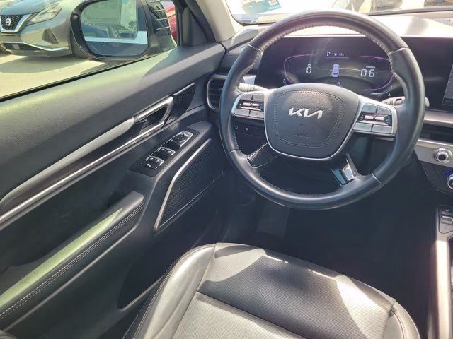 2024 Ebony Black Kia Telluride S FWD SUV