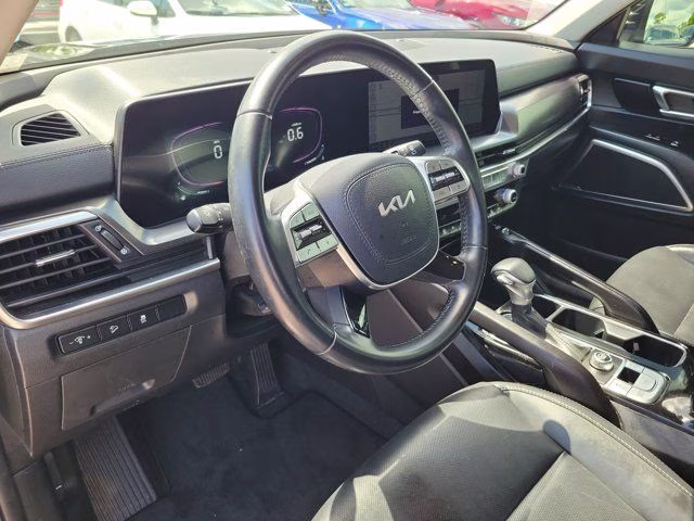 2024 Ebony Black Kia Telluride S FWD SUV