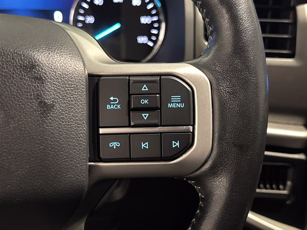 2024 Black Metallic Ford Expedition XLT RWD SUV