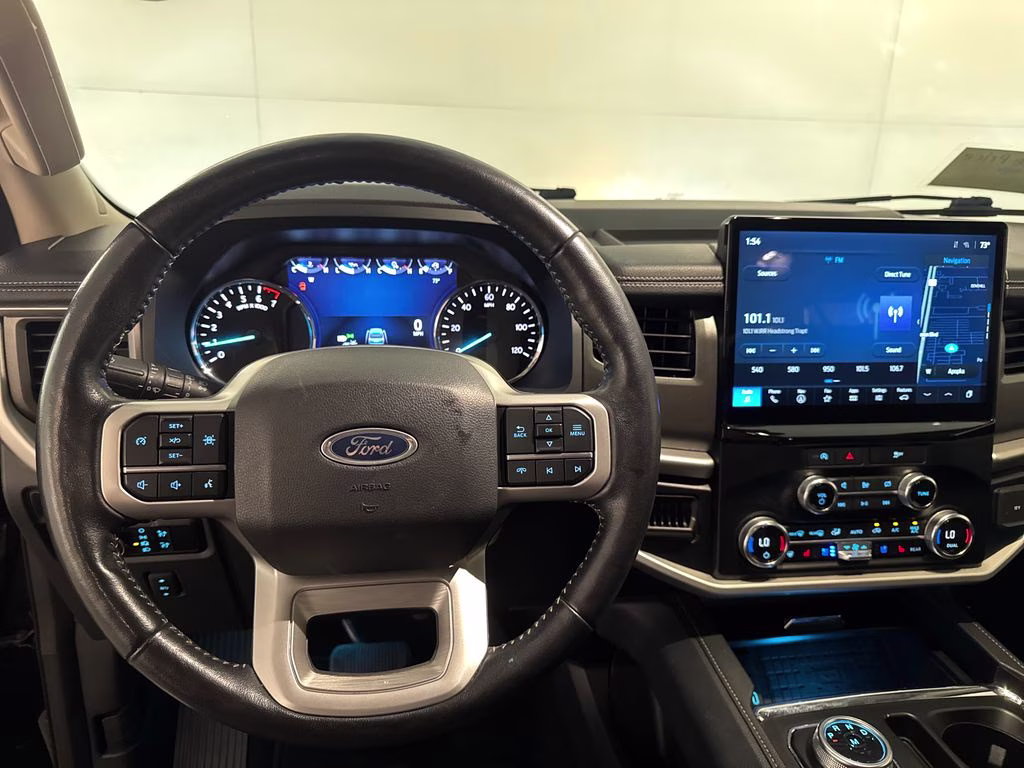 2024 Black Metallic Ford Expedition XLT RWD SUV