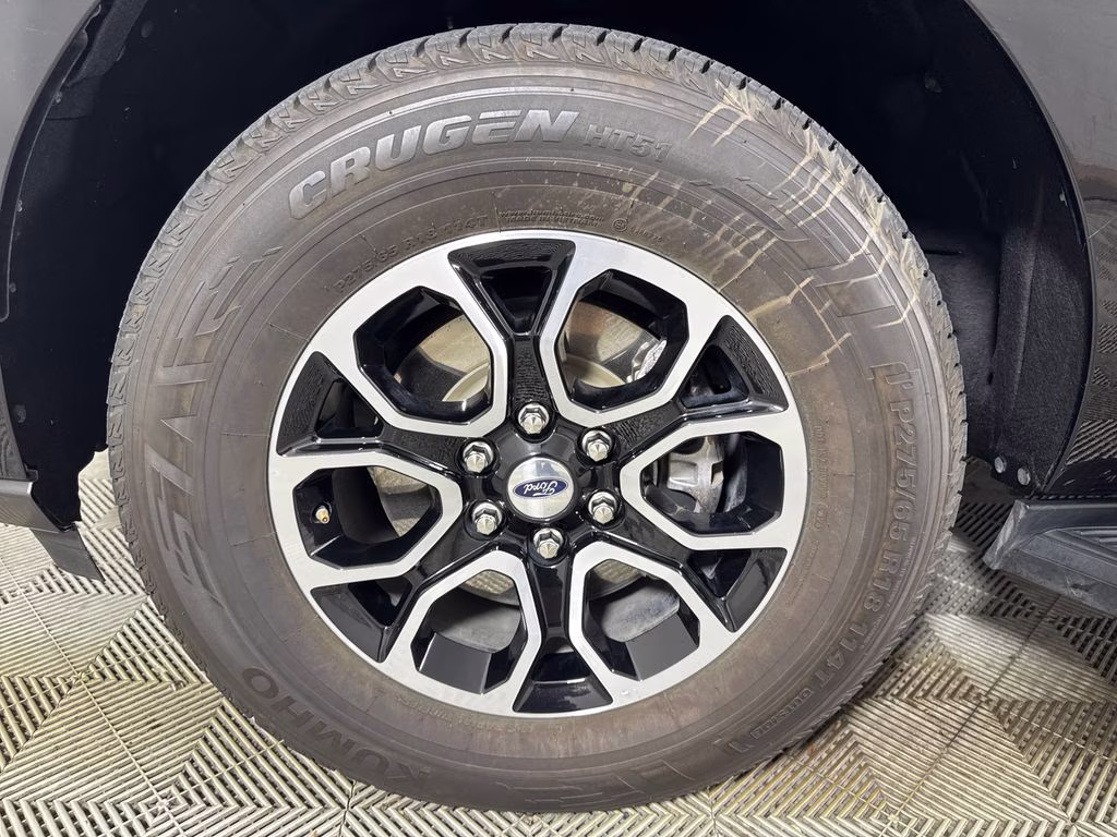 2024 Black Metallic Ford Expedition XLT RWD SUV