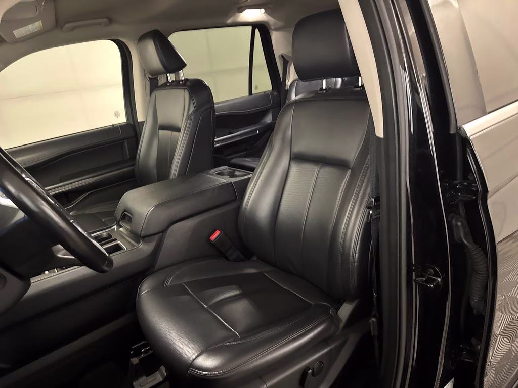 2024 Agate Black Metallic Ford Expedition XLT RWD SUV