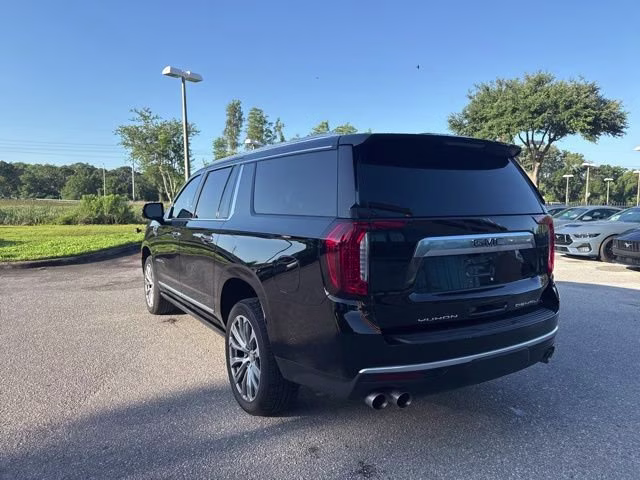 2021 Onyx Black GMC Yukon XL Denali 4X4 SUV