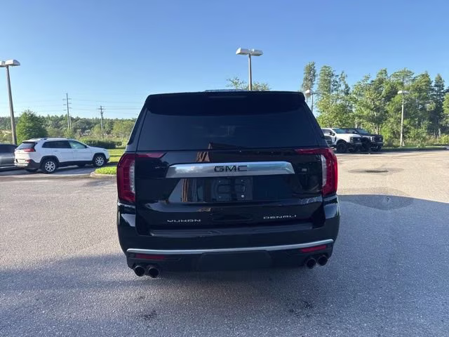 2021 Onyx Black GMC Yukon XL Denali 4X4 SUV