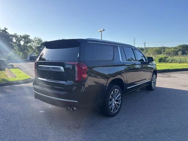 2021 Onyx Black GMC Yukon XL Denali 4X4 SUV