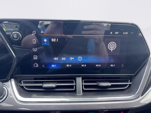 2025 Black Metallic Chevrolet Trax ACTIV FWD SUV