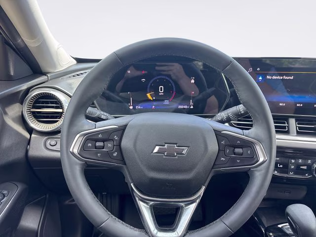 2025 Black Metallic Chevrolet Trax ACTIV FWD SUV