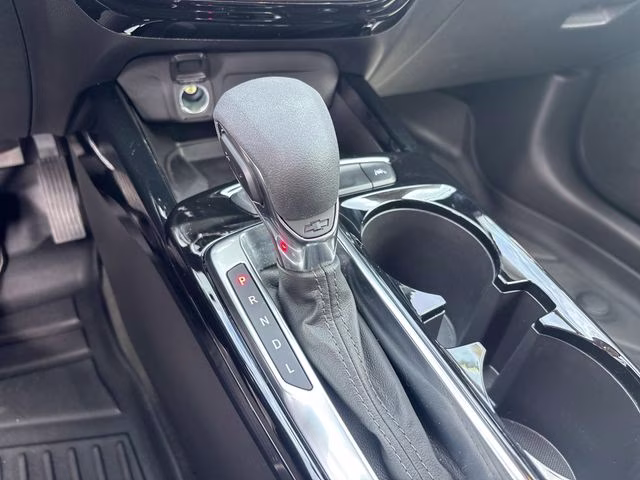 2025 Black Metallic Chevrolet Trax ACTIV FWD SUV