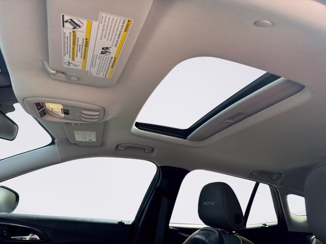 2025 Black Metallic Chevrolet Trax ACTIV FWD SUV