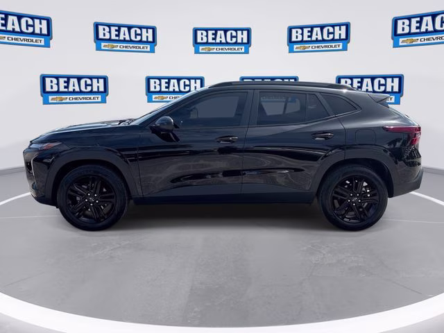 2025 Black Metallic Chevrolet Trax ACTIV FWD SUV