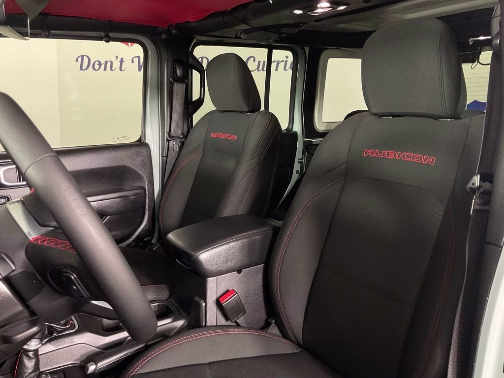 2023 Earl Clearcoat Jeep Wrangler Rubicon 4X4 SUV