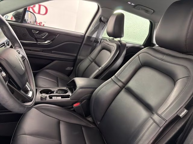 2022 Blue Metallic Lincoln Corsair Standard FWD SUV
