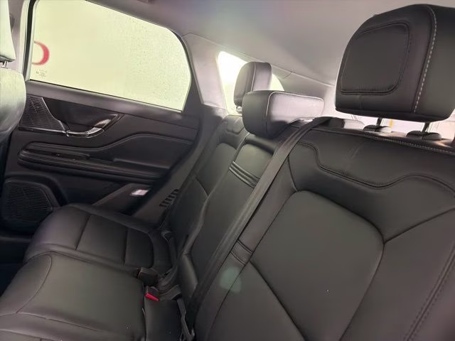 2022 Blue Metallic Lincoln Corsair Standard FWD SUV