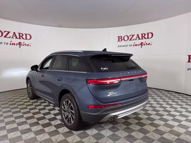 2022 Blue Metallic Lincoln Corsair Standard FWD SUV