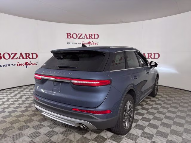 2022 Blue Metallic Lincoln Corsair Standard FWD SUV