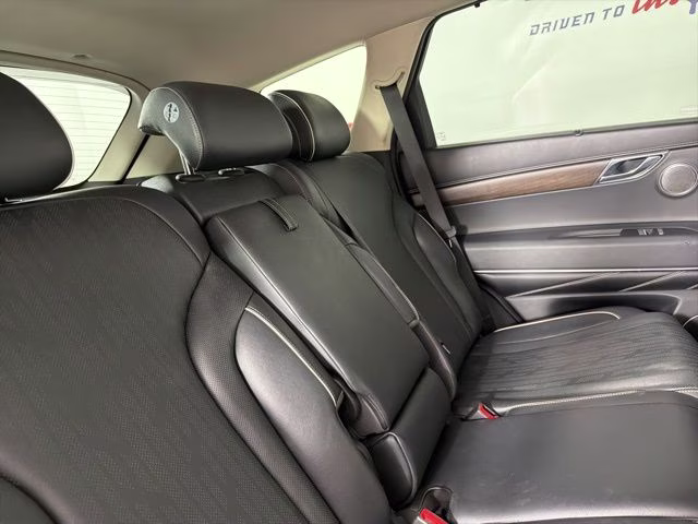 2021 White Genesis GV80 3.5T AWD SUV