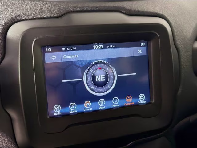 2020 Granite Crystal Metallic Clearcoat Jeep Renegade Latitude FWD SUV